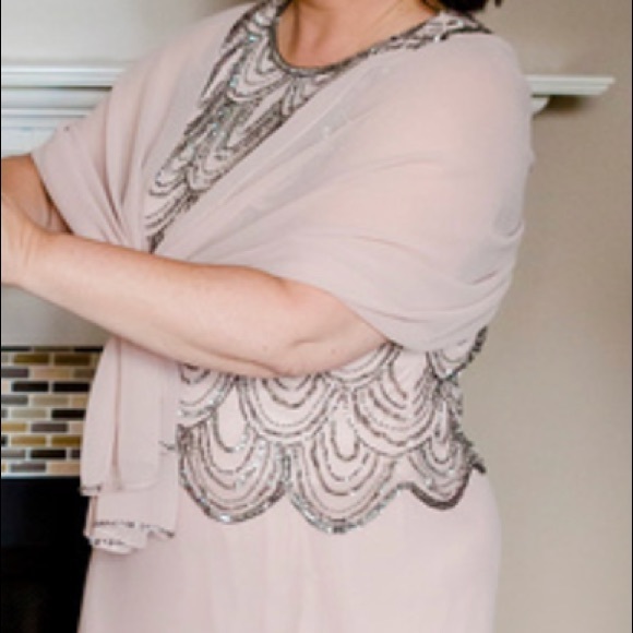 Mother of the Bride dress and shawl. - Picture 9 of 10